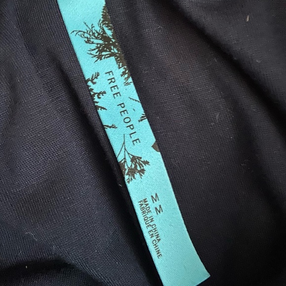 Free People - elastic waisted jersey skirt. Size M - Picture 2 of 2